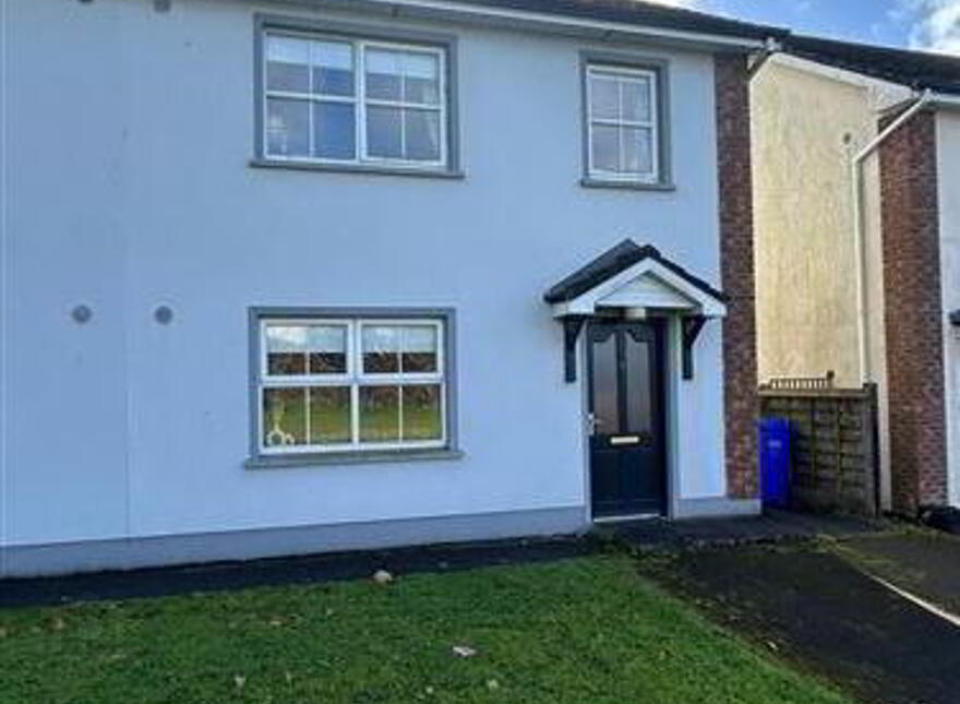 4 Castlecourt, Ballaghaderreen, F45XN81