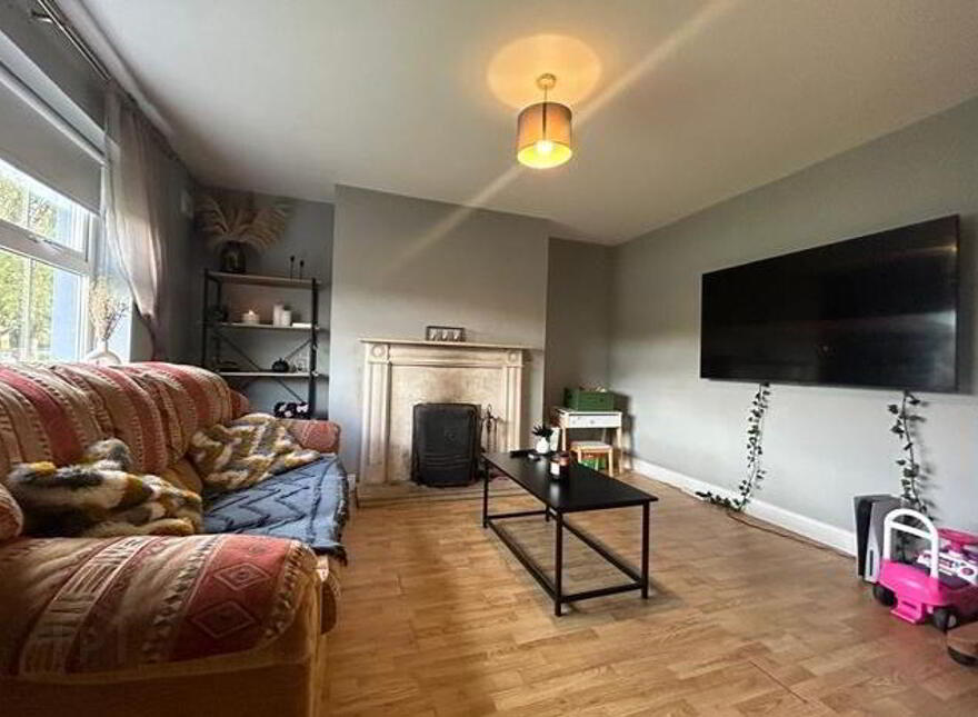 4 Castlecourt, Ballaghaderreen, F45XN81