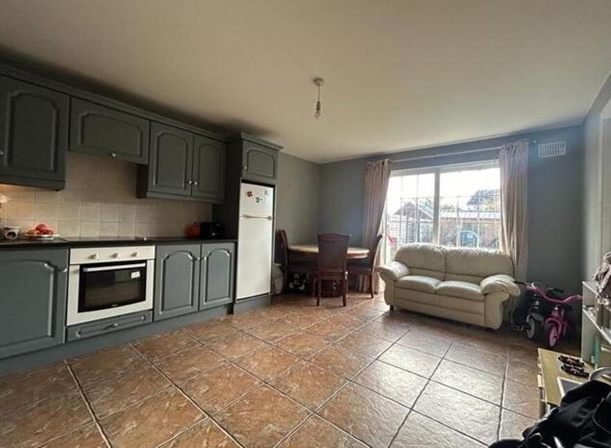4 Castlecourt, Ballaghaderreen, F45XN81
