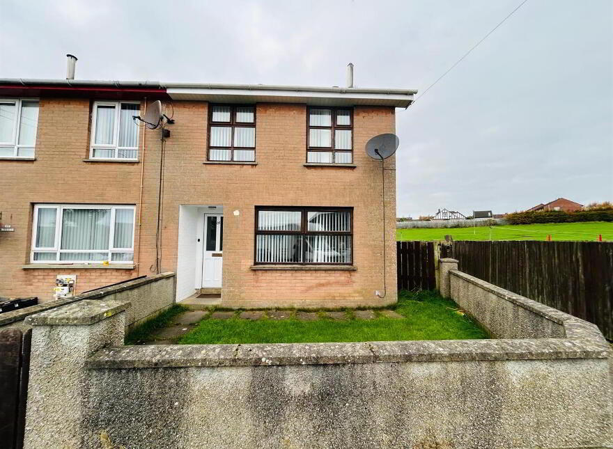 84 Ederowen Park, Derry, BT48 8NZ photo