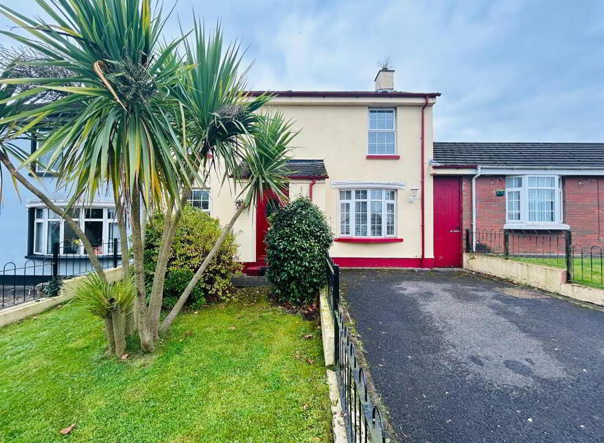 8 Drumard Park, Derry, BT48 0RL photo