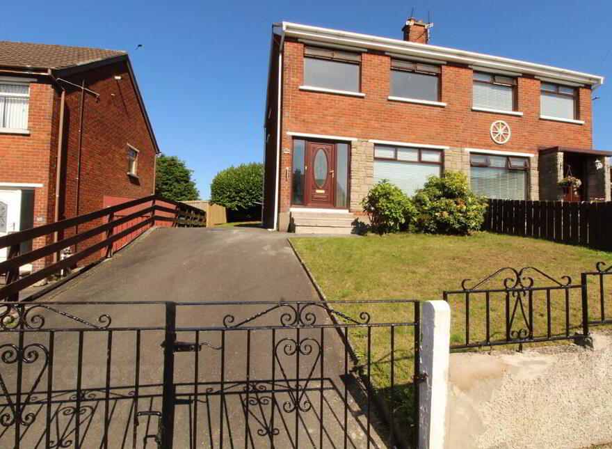 137 Burnthill Road, Newtownabbey, BT36 5HF photo