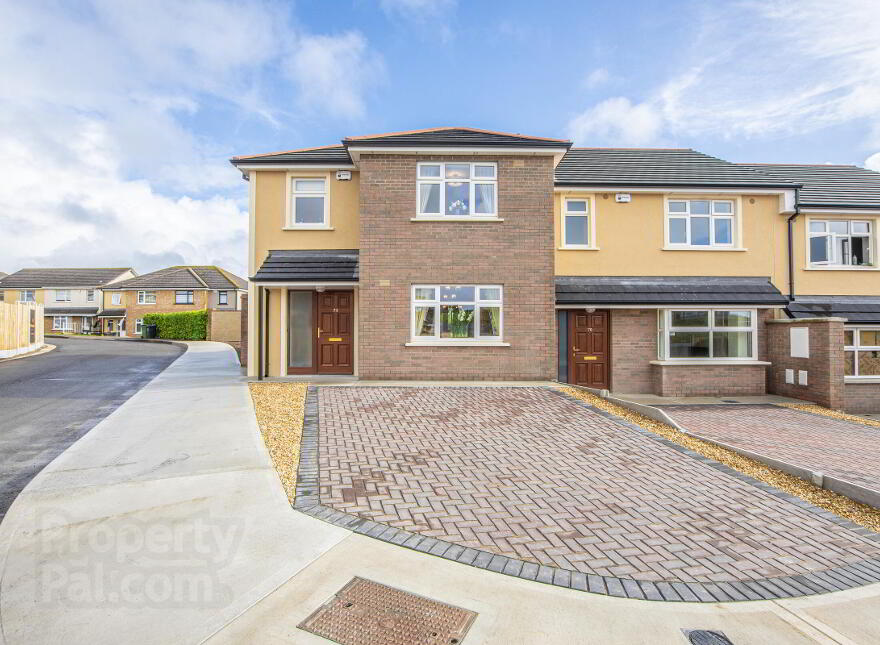 4 Bed Semi, Woodbrook, Gracedieu, Waterford City photo