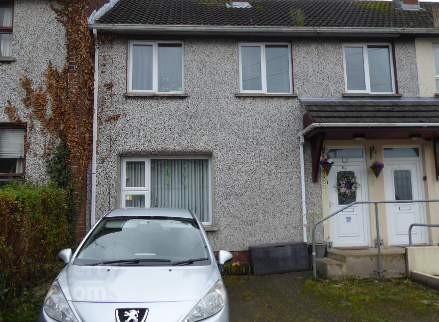 37 Centenary Park, Omagh, BT78 5HH photo