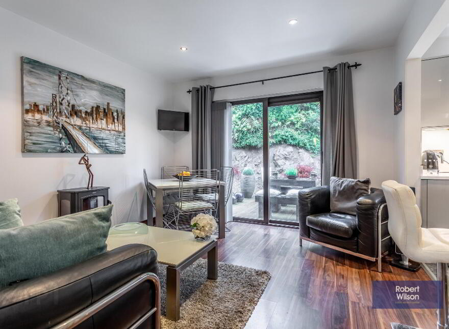 2 Culcavy Bridge, Hillsborough, BT26 6RY