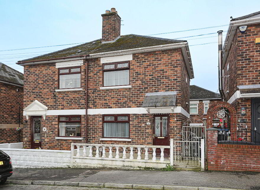 20 Dhu Varren Crescent, Belfast, BT13 3FL photo