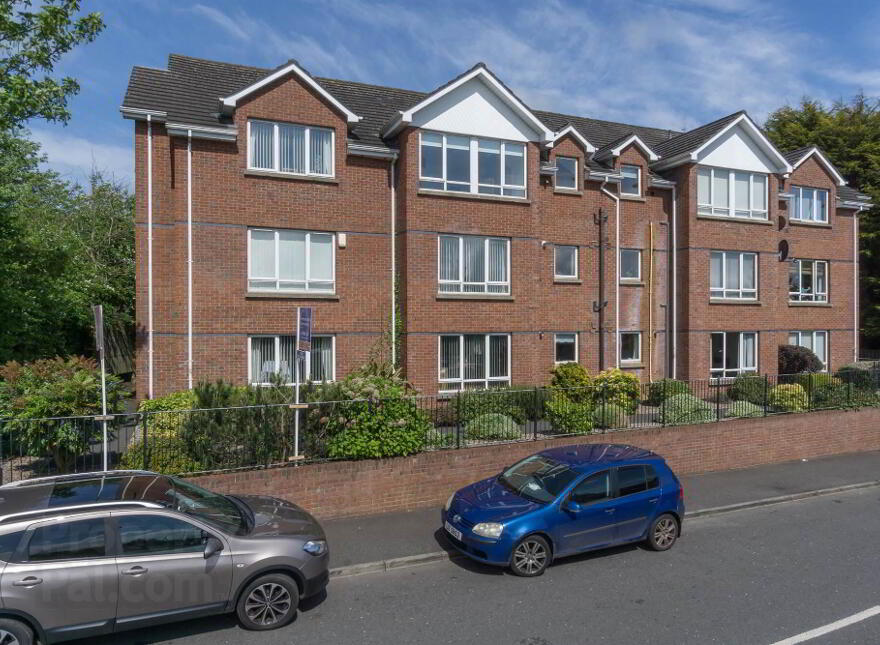 10 Park View, Belfast, BT8 7SQ photo