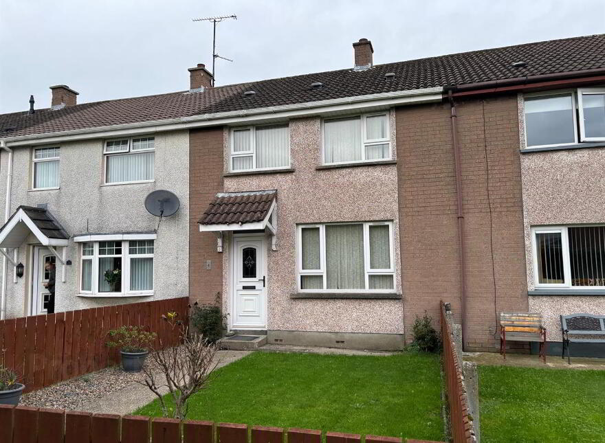 4 Glenbank Walk, Limavady, BT49 0RJ photo