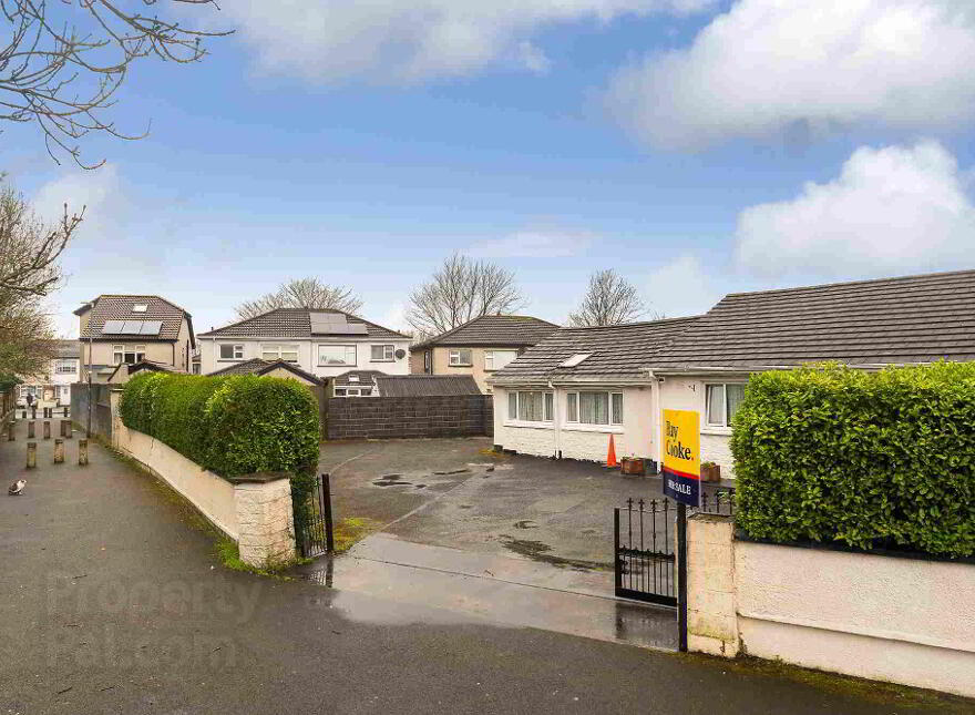 Tralee, St Johns Avenue, Clondalkin, Dublin, D22RY66 photo