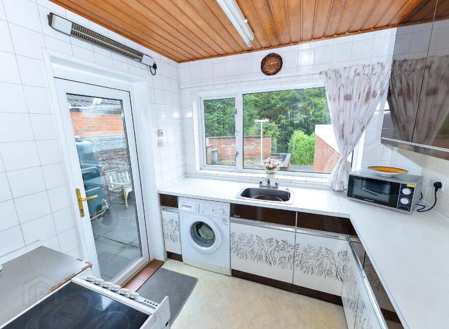 30 Gilnahirk Crescent, Belfast, BT5 7DU