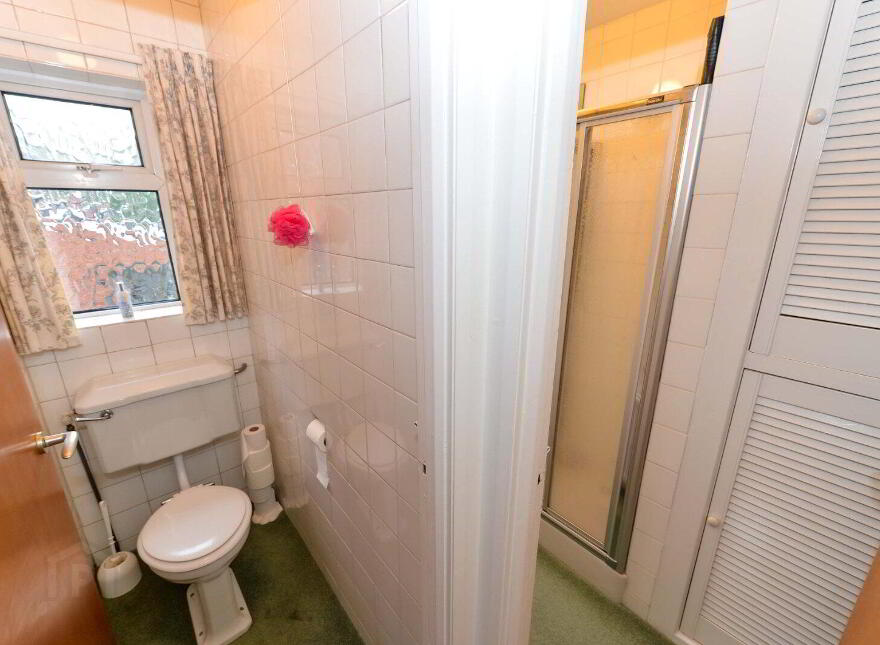 30 Gilnahirk Crescent, Belfast, BT5 7DU