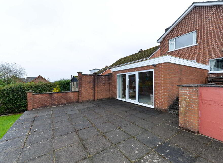 30 Gilnahirk Crescent, Belfast, BT5 7DU
