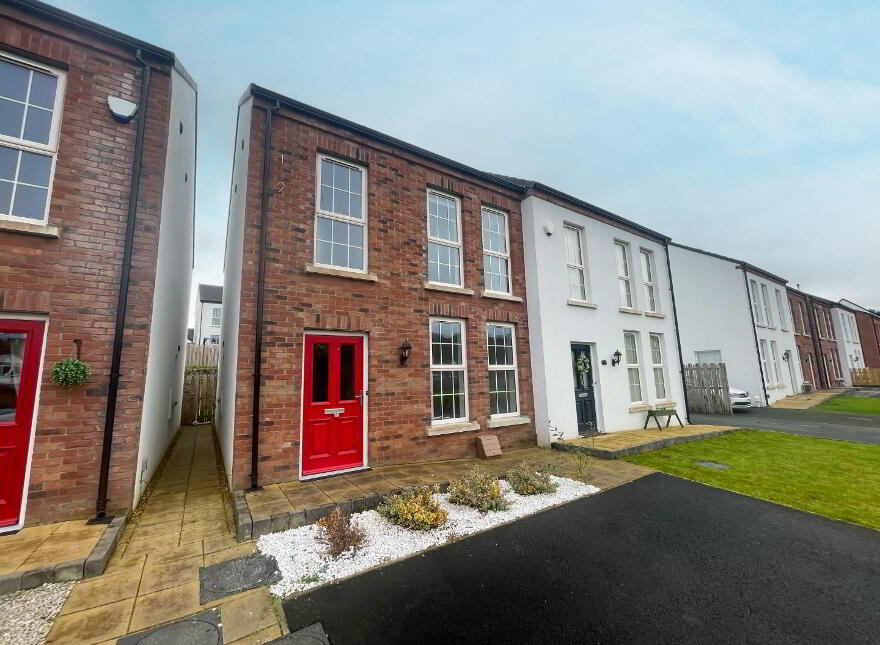 50 The Hillocks, Altnagelvin, Derry / Londonderry, BT47 3FS photo