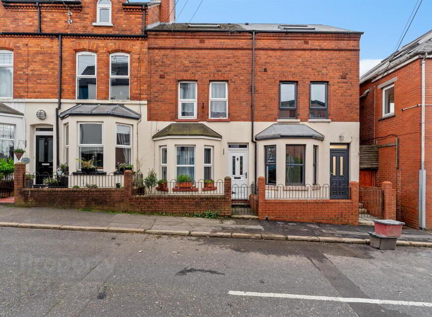 1b Lomond Avenue, Belfast, BT4 3AJ photo