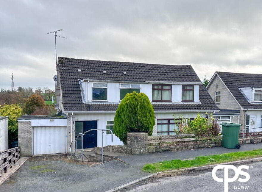 21 Ashley Gardens, Armagh, BT60 1HF photo