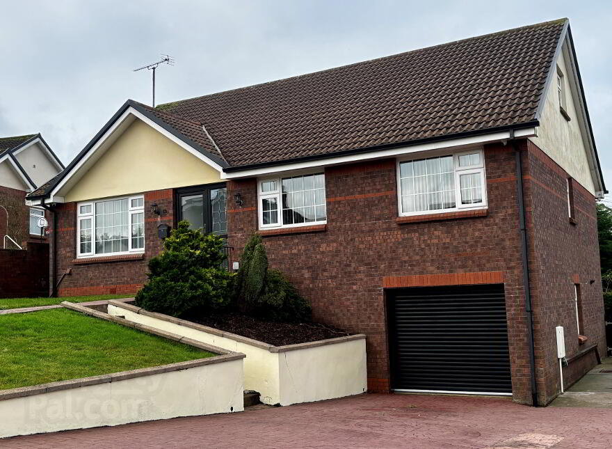 32 Thornlea, Omagh, BT79 0EL photo