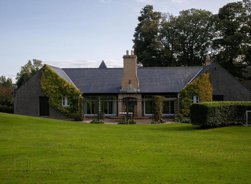Killynether House, 241 Killynether Road, Newtownards, BT23 4SL