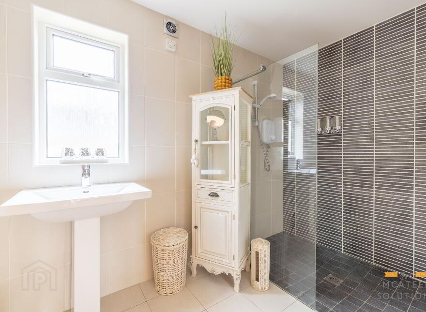 Drumrane Villa, 60 Drumrane Road, Limavady, BT49 9LB