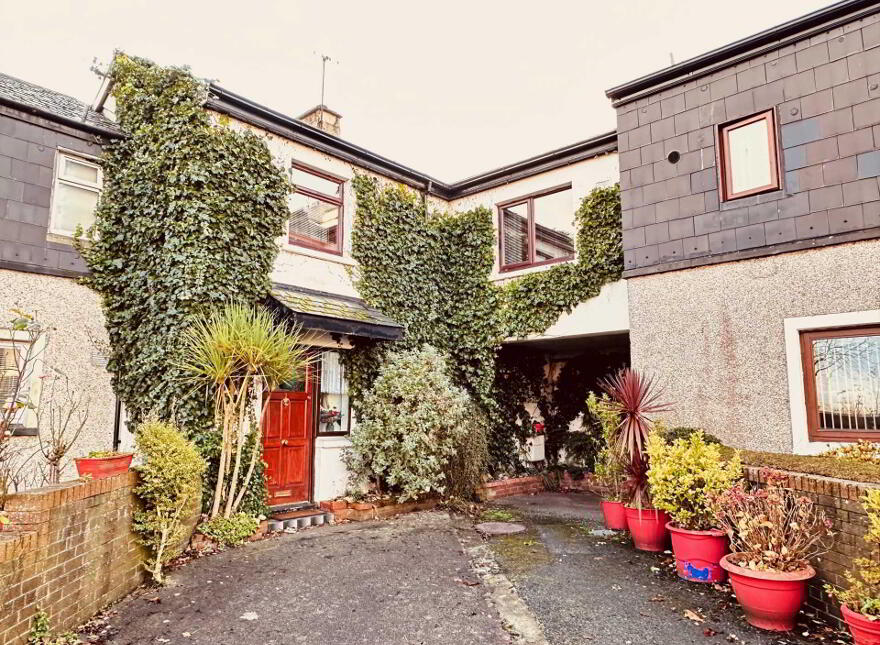 17 Aghameen Park, Muirhevnamnor, Dundalk, A91W4FN photo