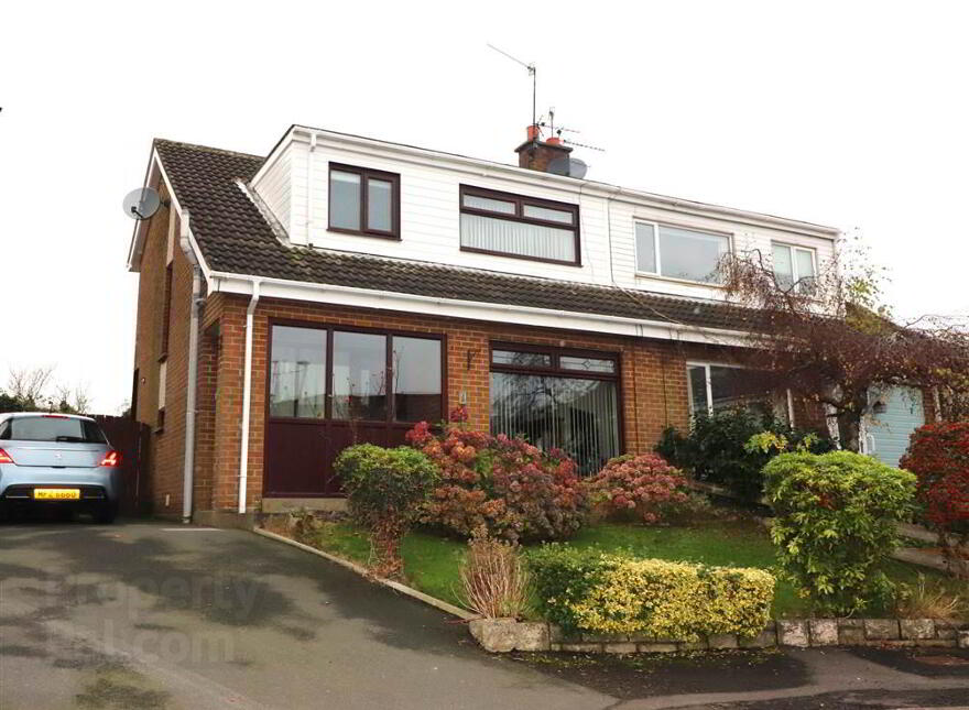 6 Cottage Gardens, Nettlehill Road, Lisburn, BT28 3HU photo