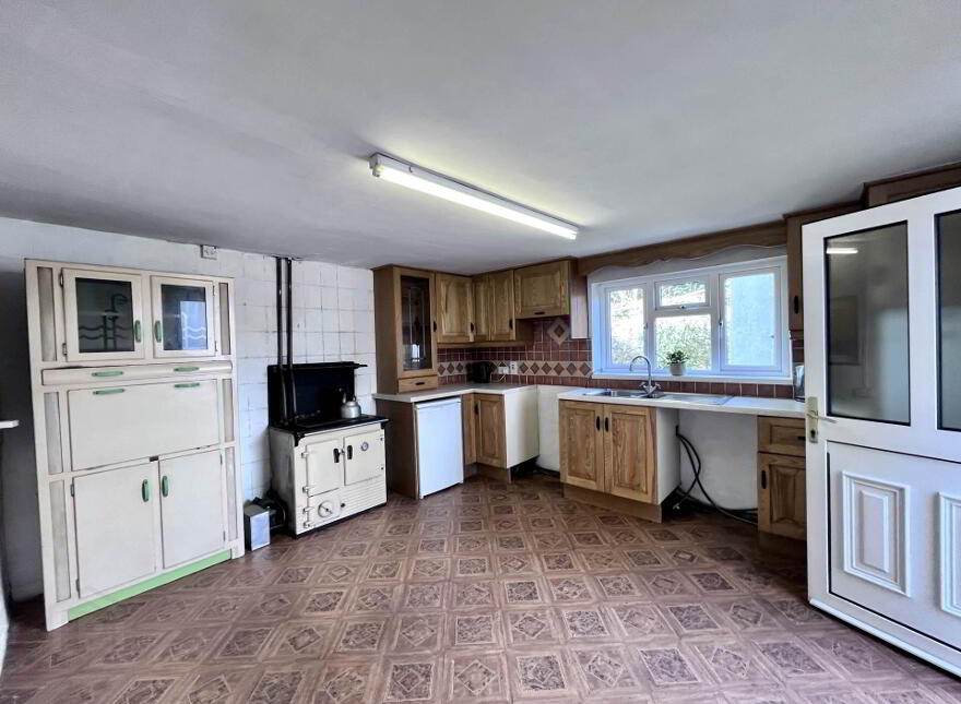Mill Street, Timoleague, P72KN77