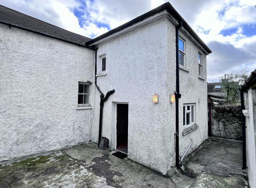 Mill Street, Timoleague, P72KN77