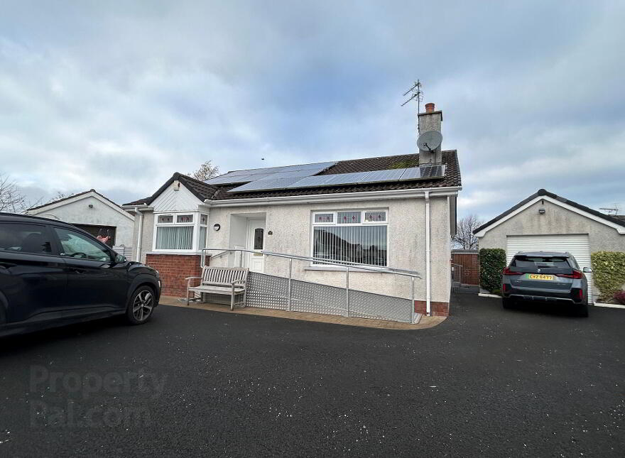 28 Loguestown Park, Coleraine, BT52 2HR photo