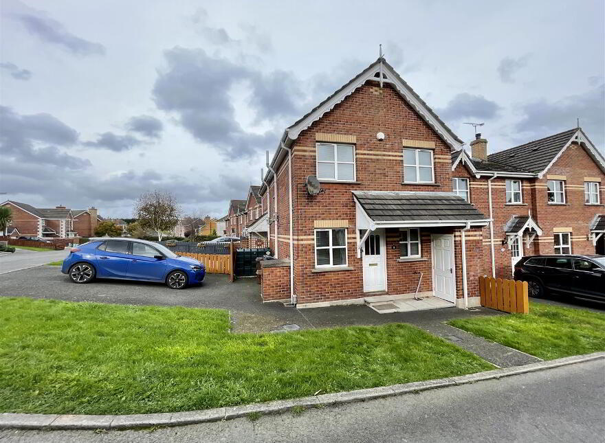 5 Whitethorn Mews, Newtownards, BT23 8WU photo