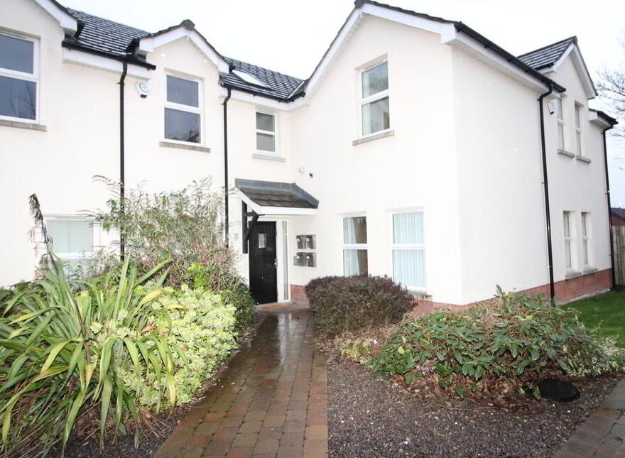 33 Loughshore Courtyard, Jordanstown, Newtownabbey, BT37 0ZS photo