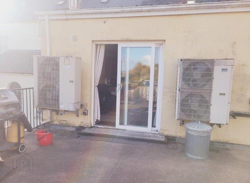 Castle Street, Ballyshannon, F94XY49