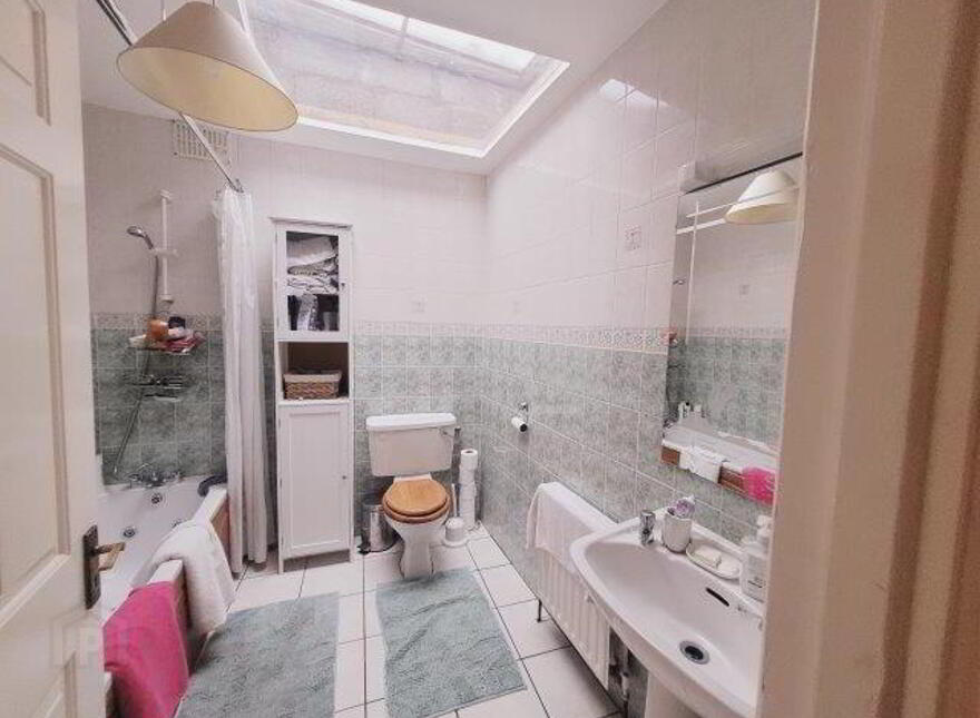 Castle Street, Ballyshannon, F94XY49