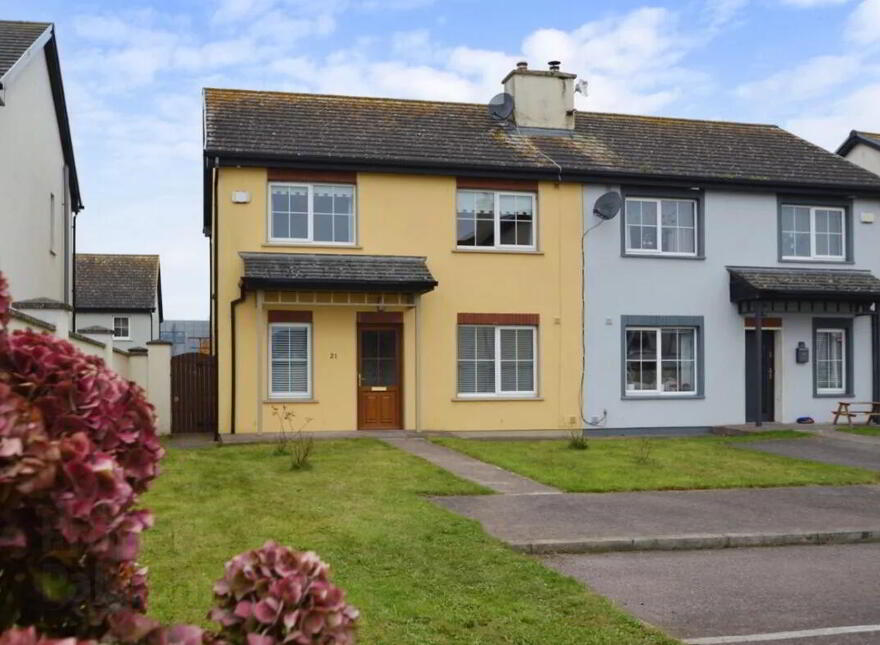 21 Primrose Banks, Cois Maigh, Mogeely photo