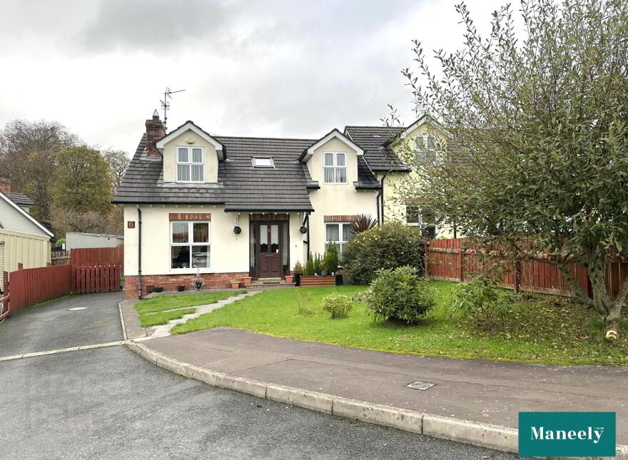 6 Lambfield Meadows, Dungannon, BT71 6GF photo