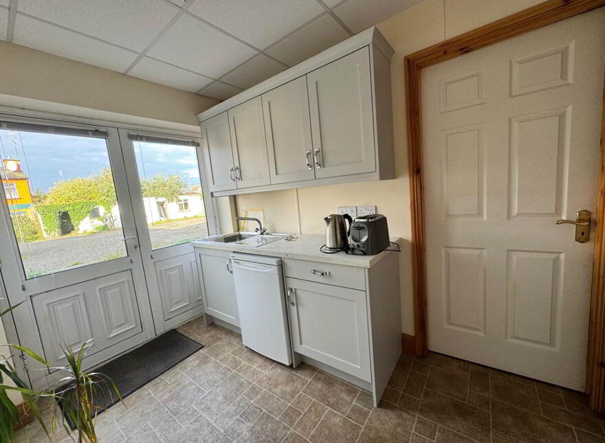 Office Space (Back Unit), Coolmore House, Park Road, Killarney, V93TN5P