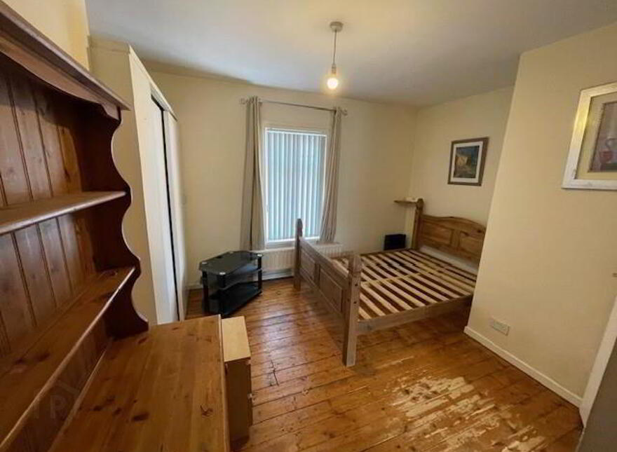 120 Benburb Street, Belfast, BT12 6JJ