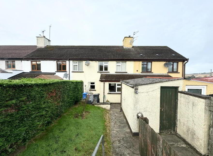 196 Tamnaherin Road, Cross, Derry, BT47 3NP