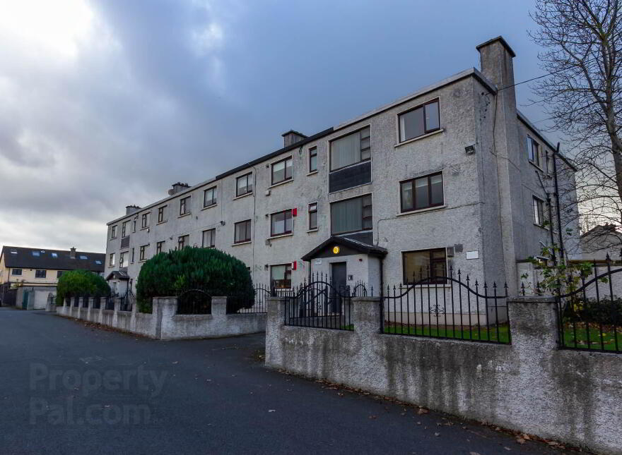 8 Beechfield Court, Beechfield Close, Dublin, D12KN59 photo