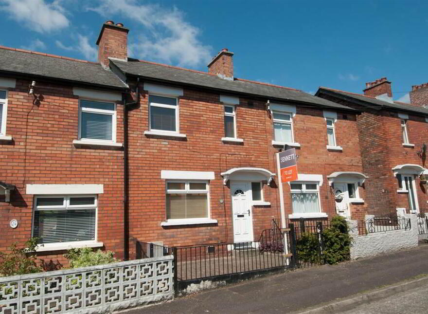 22 Dunraven Parade, Belfast, BT5 6BT photo