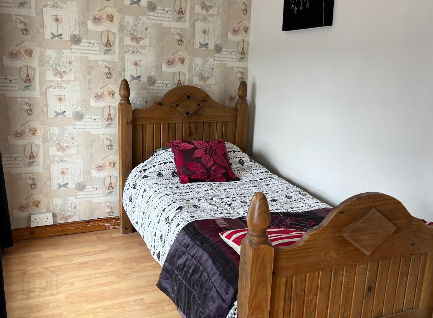 29 Main Street, Castlederg, BT81 7AS