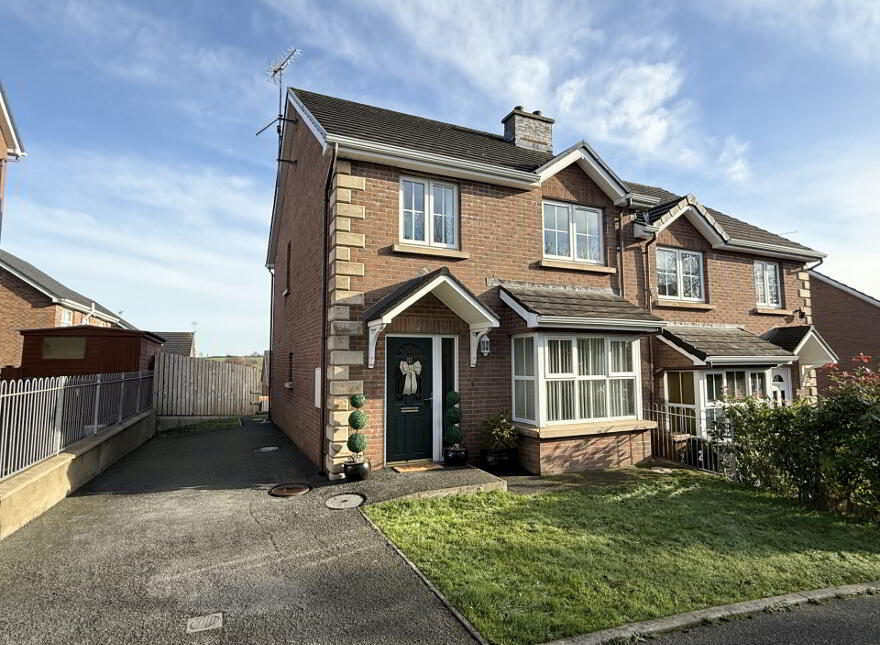 1 Mulcreevy Crescent, Keady, BT60 3BH photo