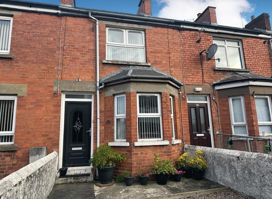 24 Larne Road, Ballymena, BT42 3AS photo