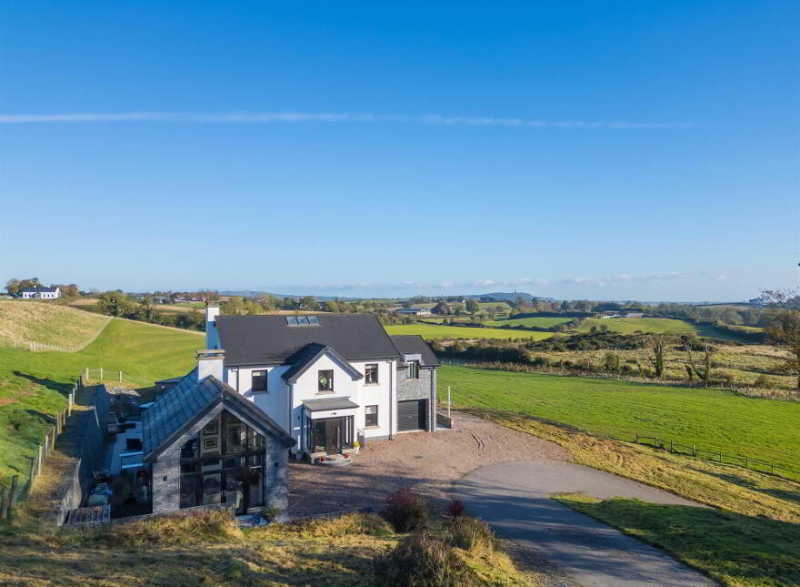 Hillcreely House, 18 Hillsborough Road, Comber, Newtownards, BT23 5PQ photo