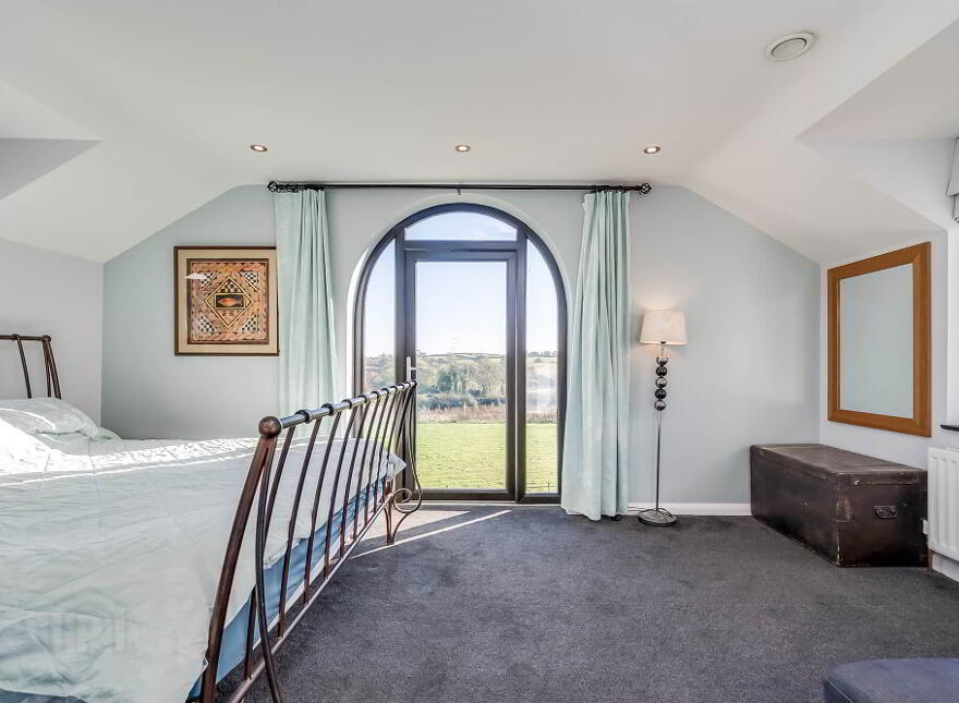 Hillcreely House, 18 Hillsborough Road, Comber, Newtownards, BT23 5PQ