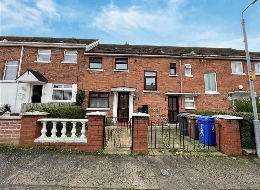 8 Trostan Way, Belfast, BT11 8GT photo