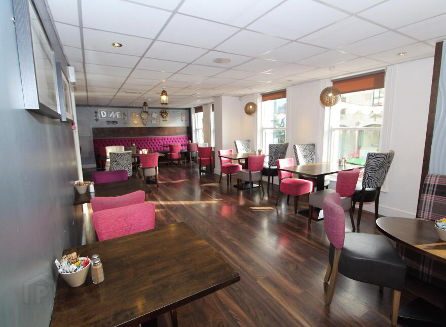14a Market Square, North, Lisburn, BT28 1AF