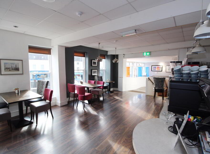 14a Market Square, North, Lisburn, BT28 1AF