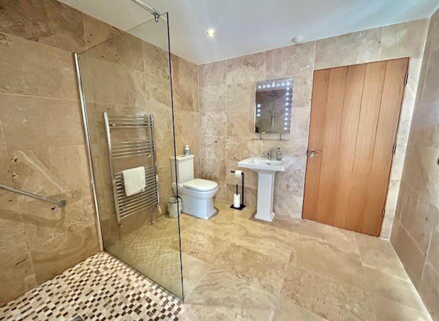 Brackfield House, 268 Glenshane Road, Claudy, L'Derry, BT47 3SN