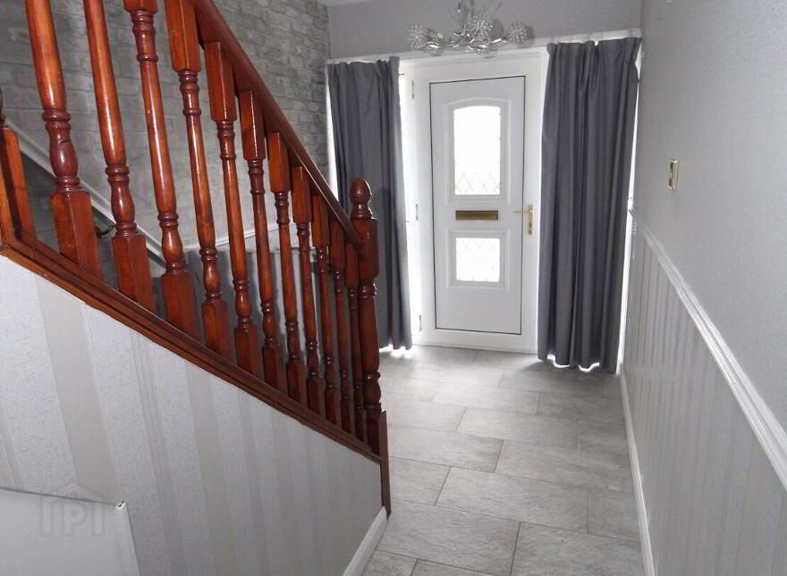 16 Hornbeam Road, Dunmurry, Belfast, BT17 9DW