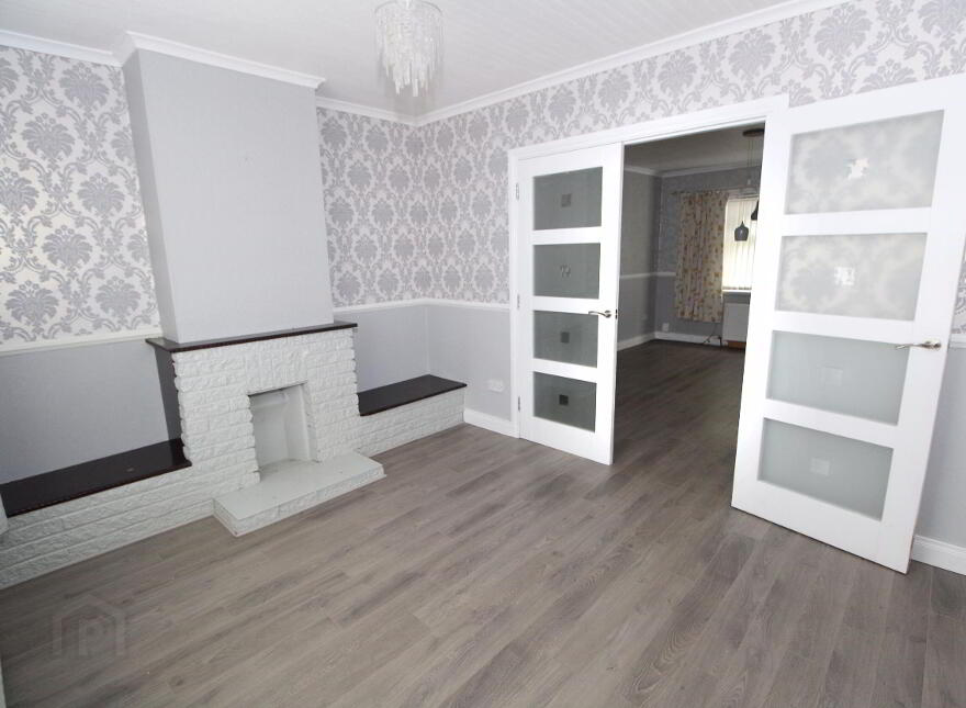 16 Hornbeam Road, Dunmurry, Belfast, BT17 9DW