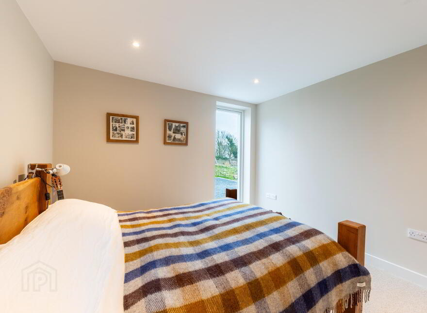 18 Warnocks Road, Portavogie, Newtownards, BT22 1BX